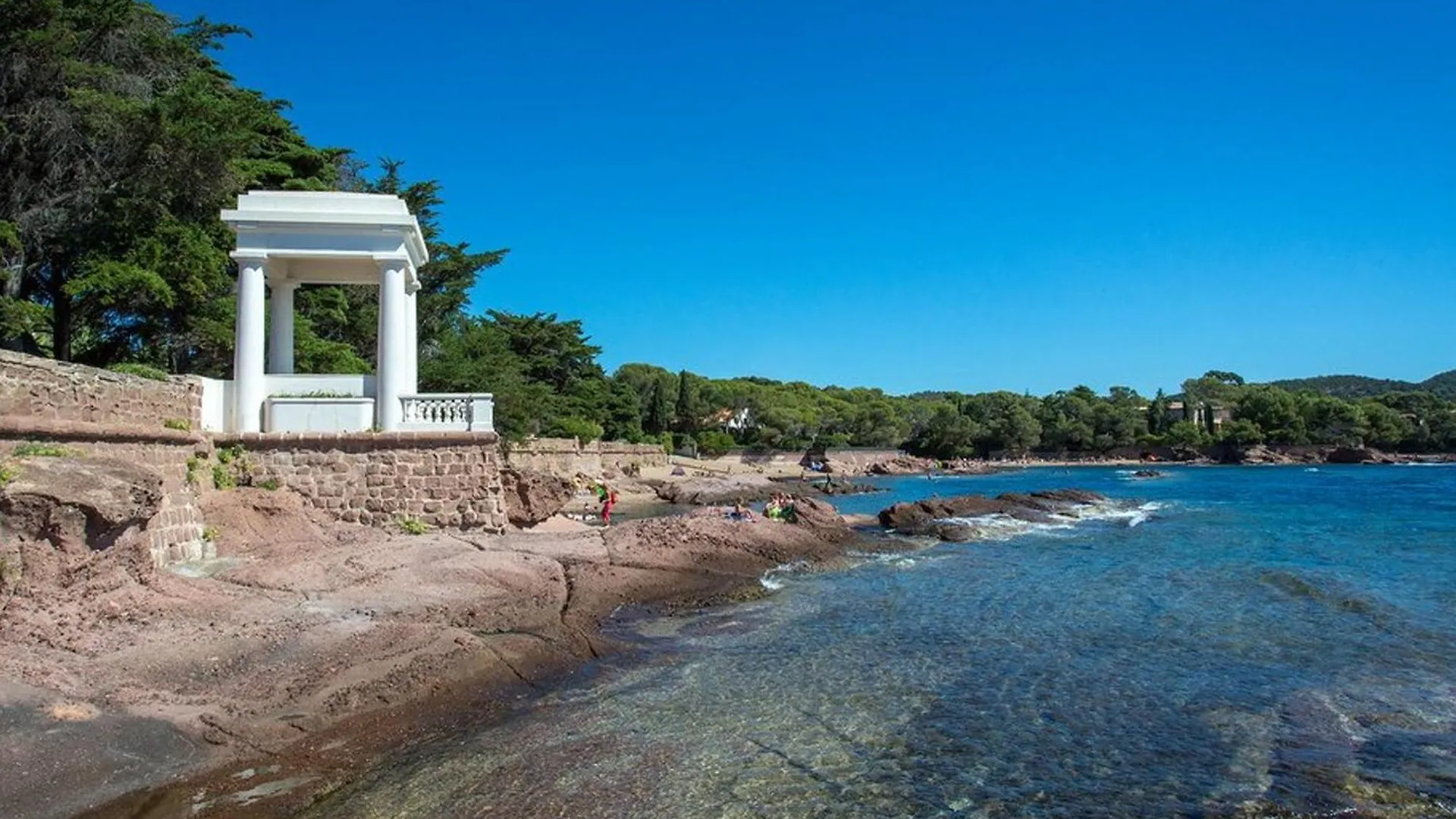 Appartement 2 Pieces, 4 Couchages, Frejus - Proche Plage Et Port, Residence Securisee - Fr-1-226A-118 0*,  France
