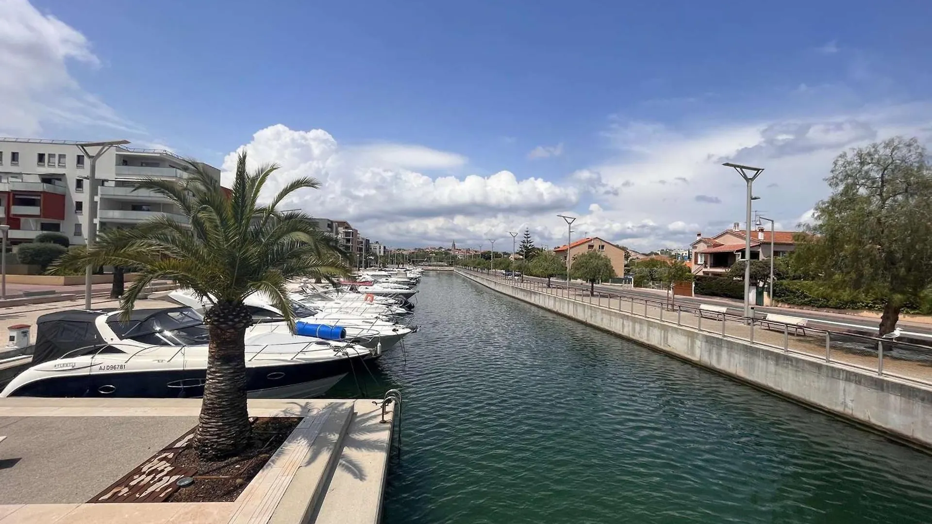 Appartement 2 Pieces, 4 Couchages, Frejus - Proche Plage Et Port, Residence Securisee - Fr-1-226A-118 Apartment